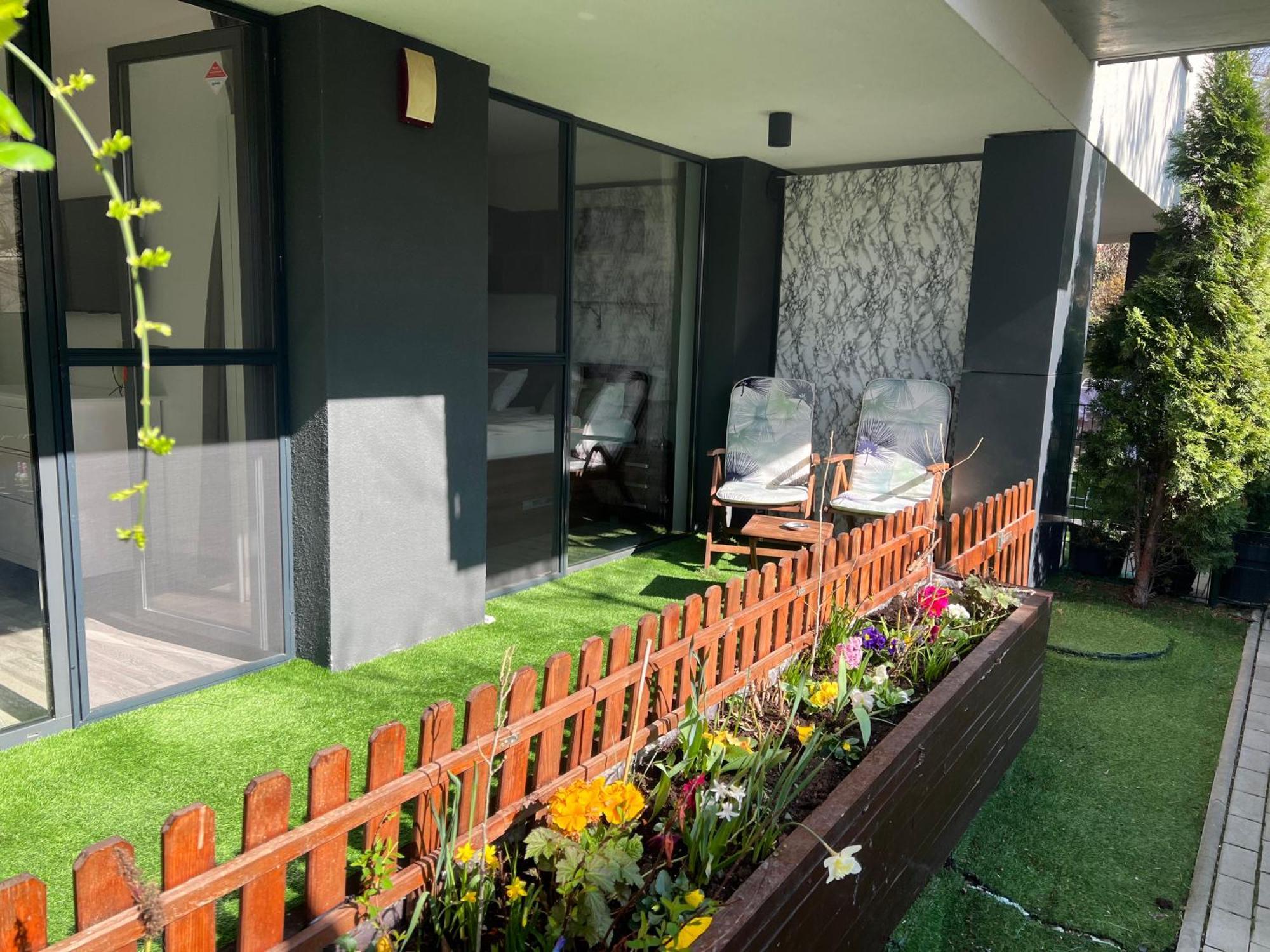 Forest Park Garden Apartment Bratislava Exterior foto